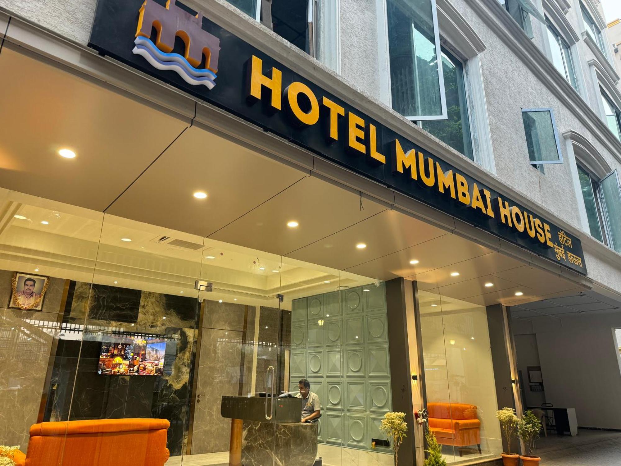 Hotel Mumbai House, Malad Ngoại thất bức ảnh